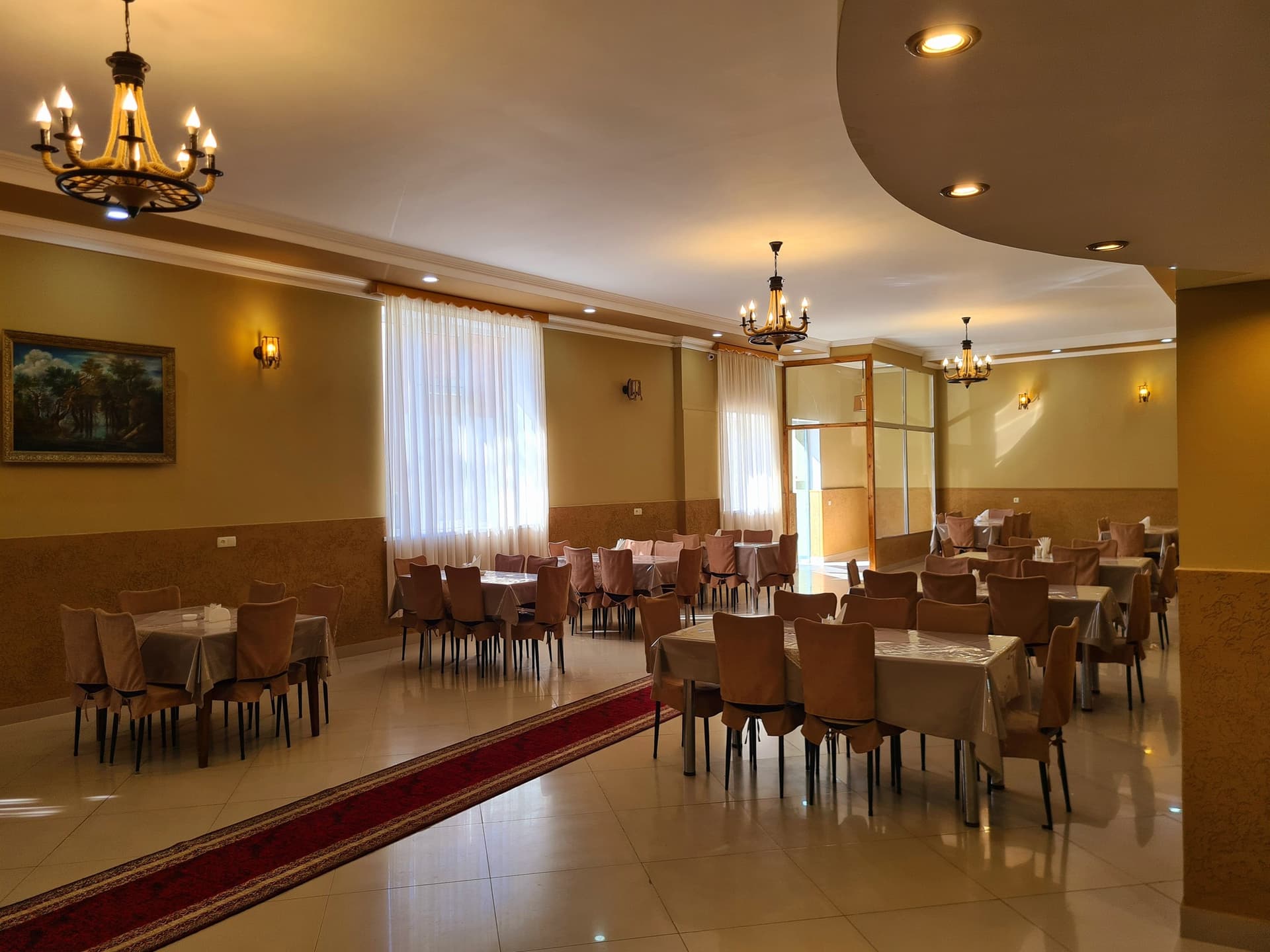 Hotel restaurant